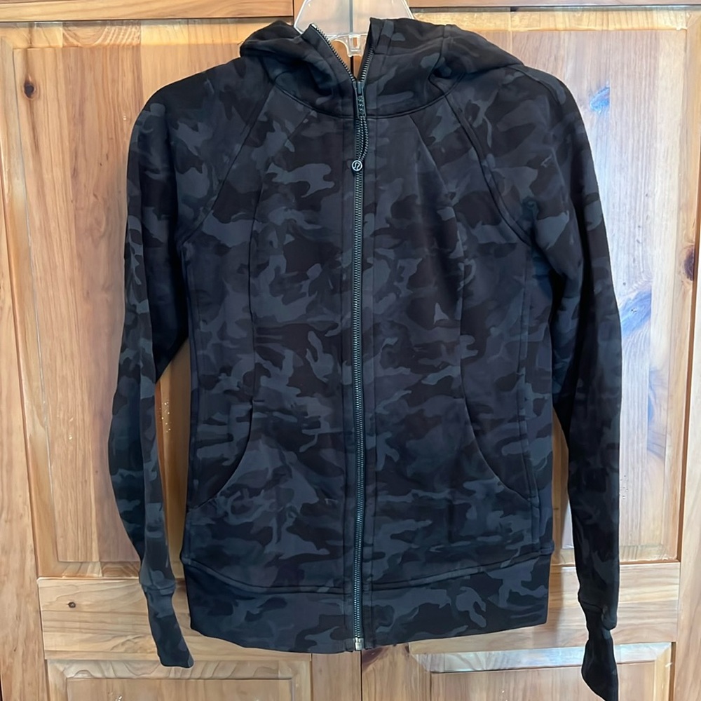 Lululemon Scuba Hoodie Light Cotton Fleece